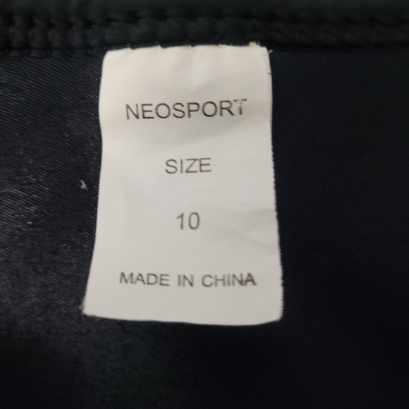 NEOSPORT XSpan 1.5 MM  Youth’s Long Sleeve Top Diving Color Black Size 10  armp - Picture 7 of 8